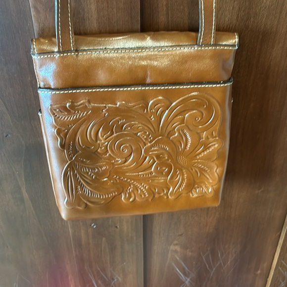 New Patricia Nash purse - Picture 3 of 7